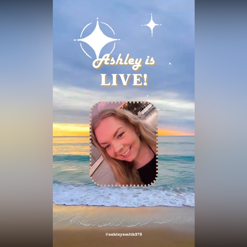 Ashley Is Live 🤩